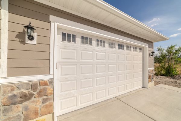 Cost of Garage Lifting in Vancouver
